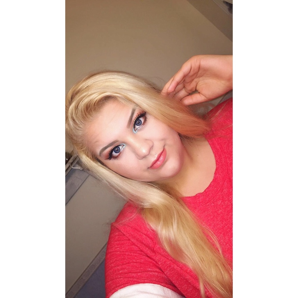 Meet your Posher, Kayleigh